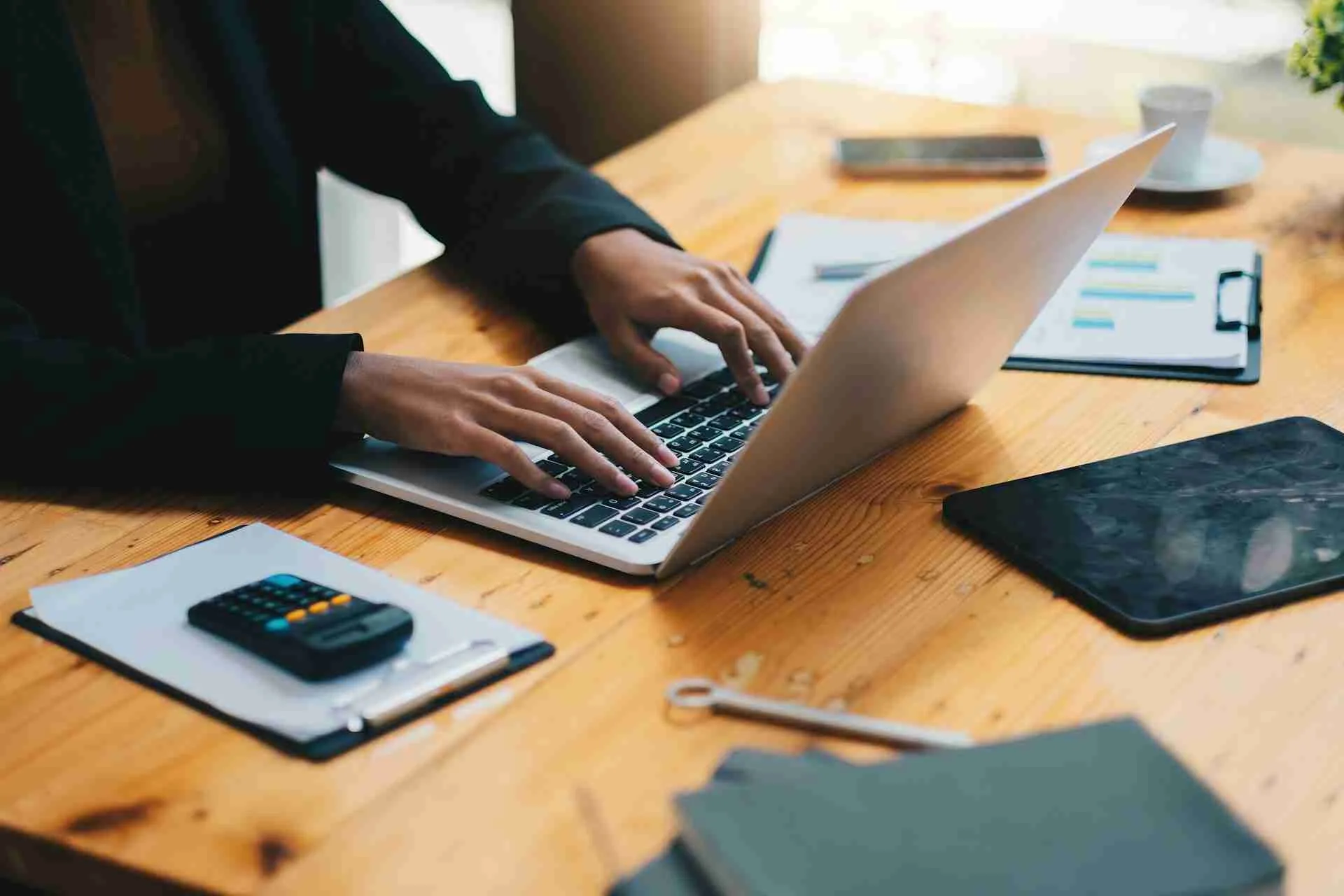 How Landscaping Businesses in Akron Prep for Winter Visibility